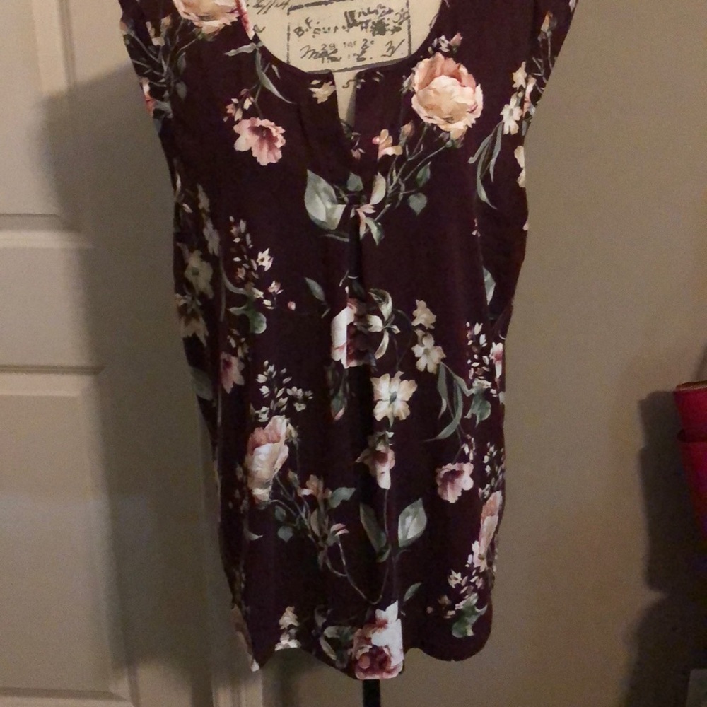 NWT Papermoon Trucker Split Neck Knit Top Floral Burgundy 2X